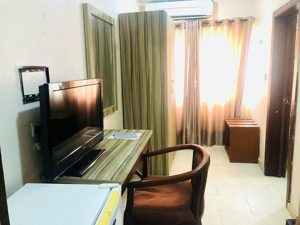 Фото Silver Grandeur Hotel