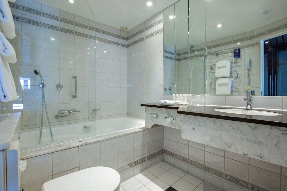 Фото Radisson Blu Plaza Hotel, Oslo