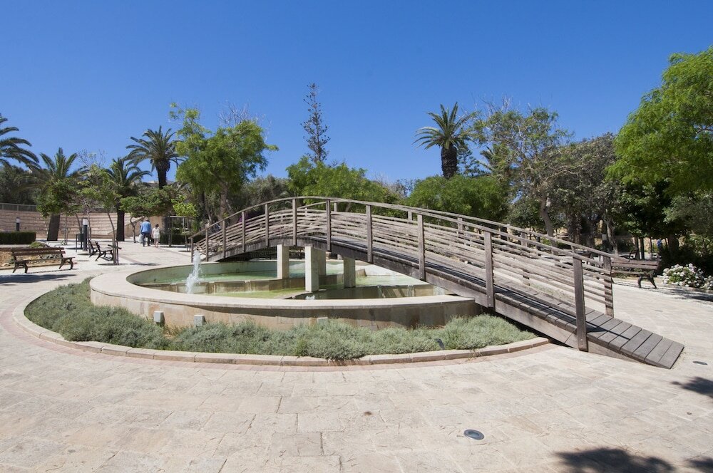 Фото The Duke Boutique Hotel