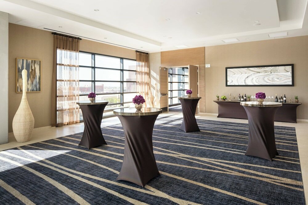 Фото Courtyard Phoenix Downtown