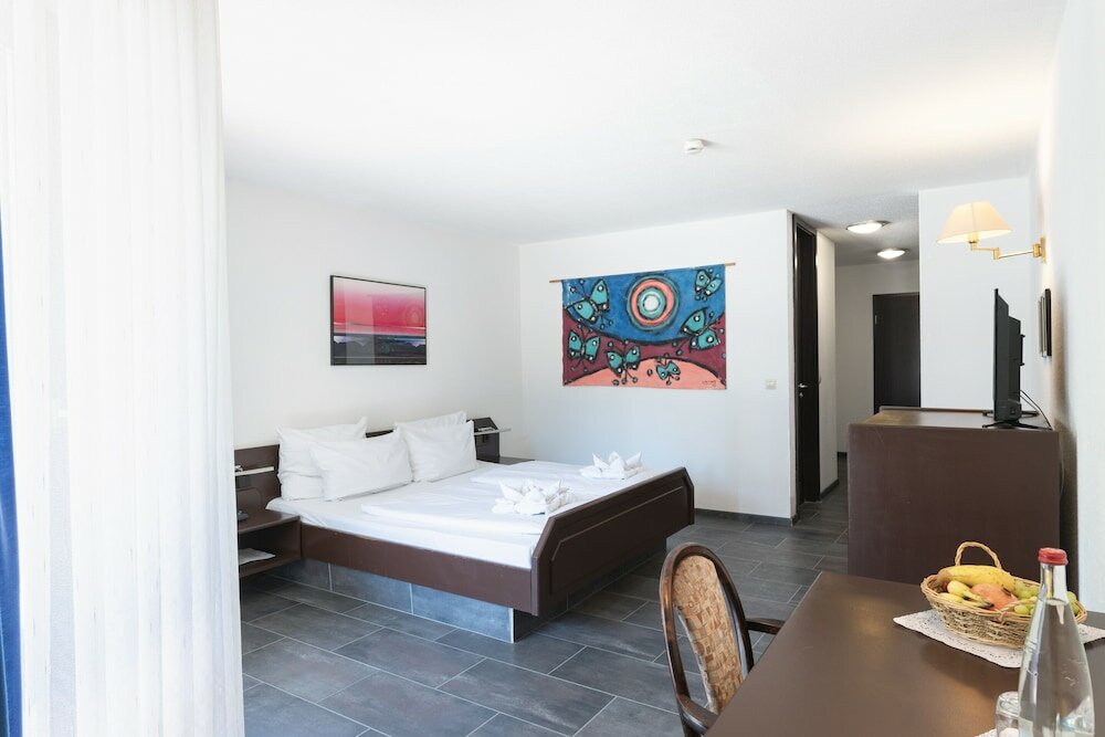 Фото Hotel Astoria am Urachplatz