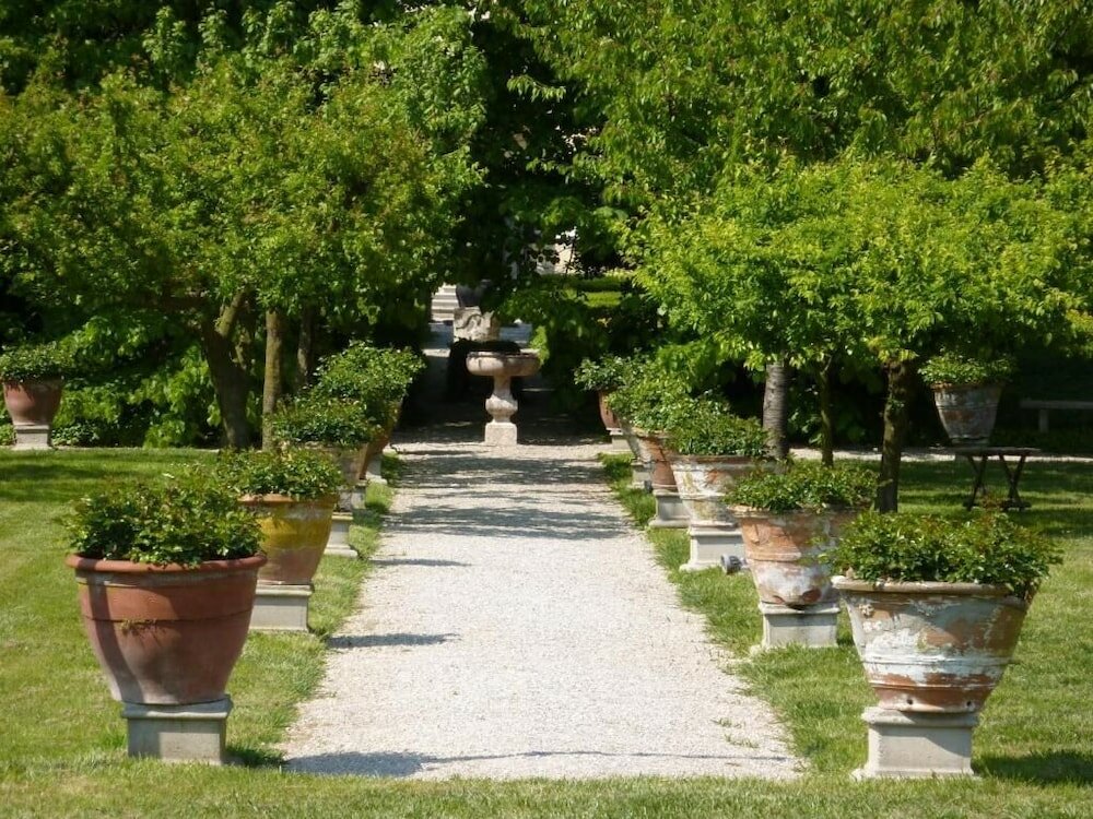 Фото Villa Alberti Hotel