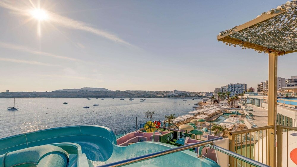 Фото Ax Odycy Hotel