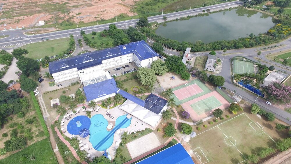 Фото Colonial Plaza Hotel