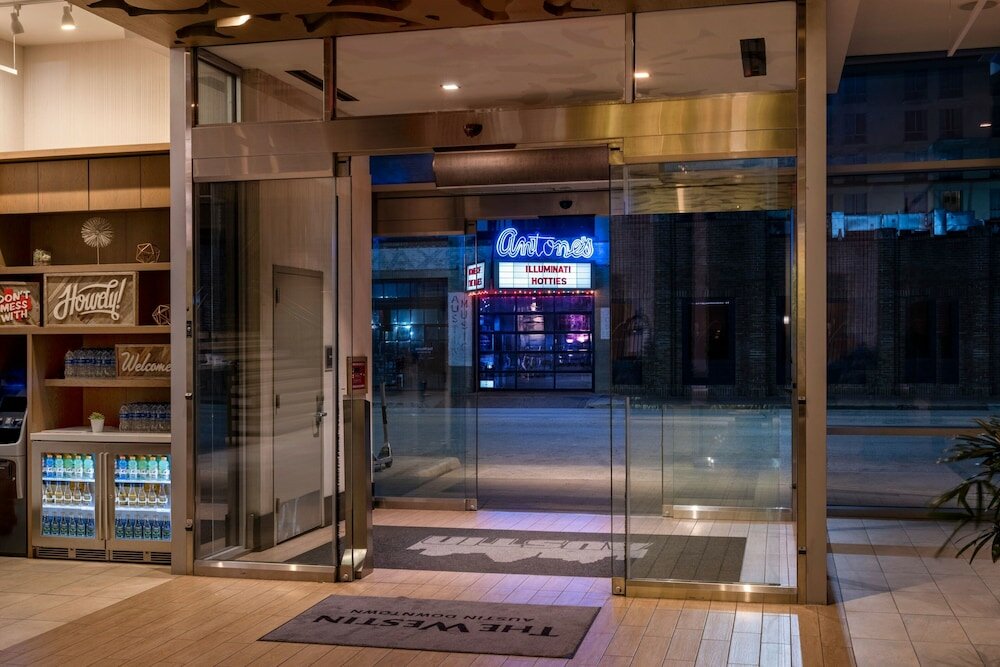 Фото The Westin Austin Downtown