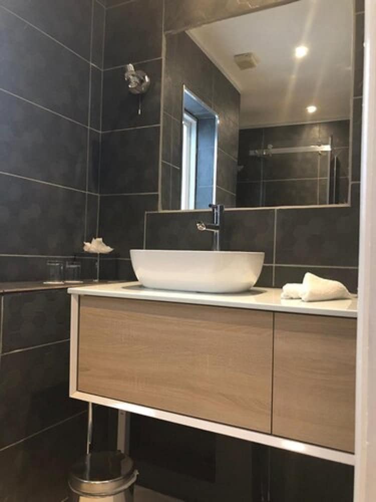 Фото Berjaya Eden Park London Hotel