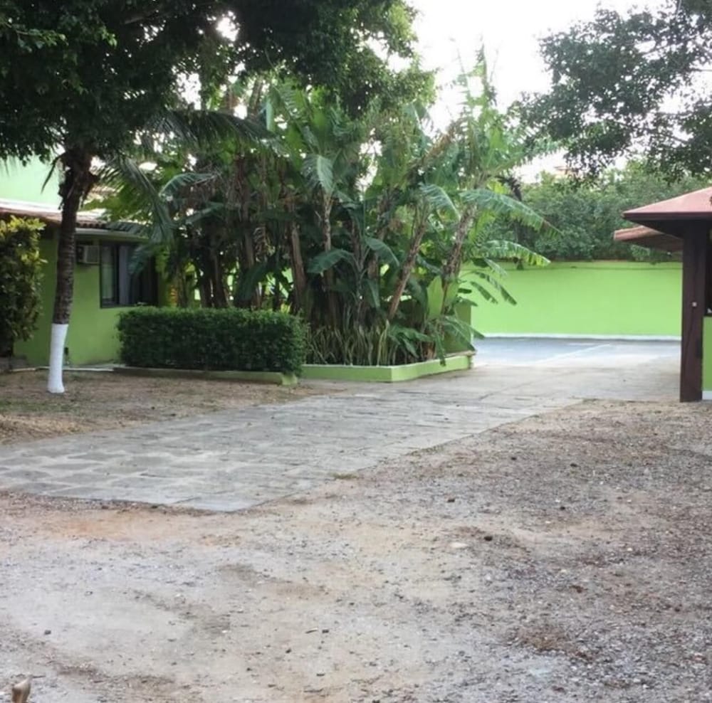 Фото Pousada Ferradura Beach