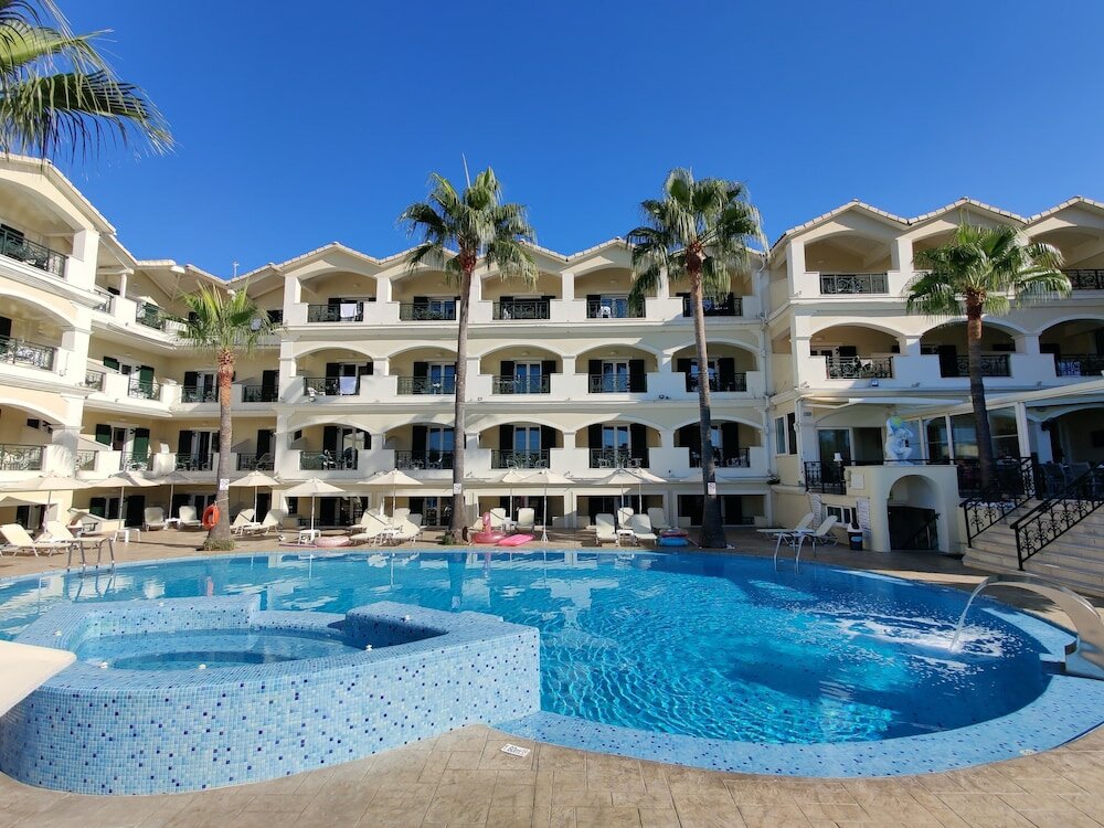 Фото Atlantis Hotel