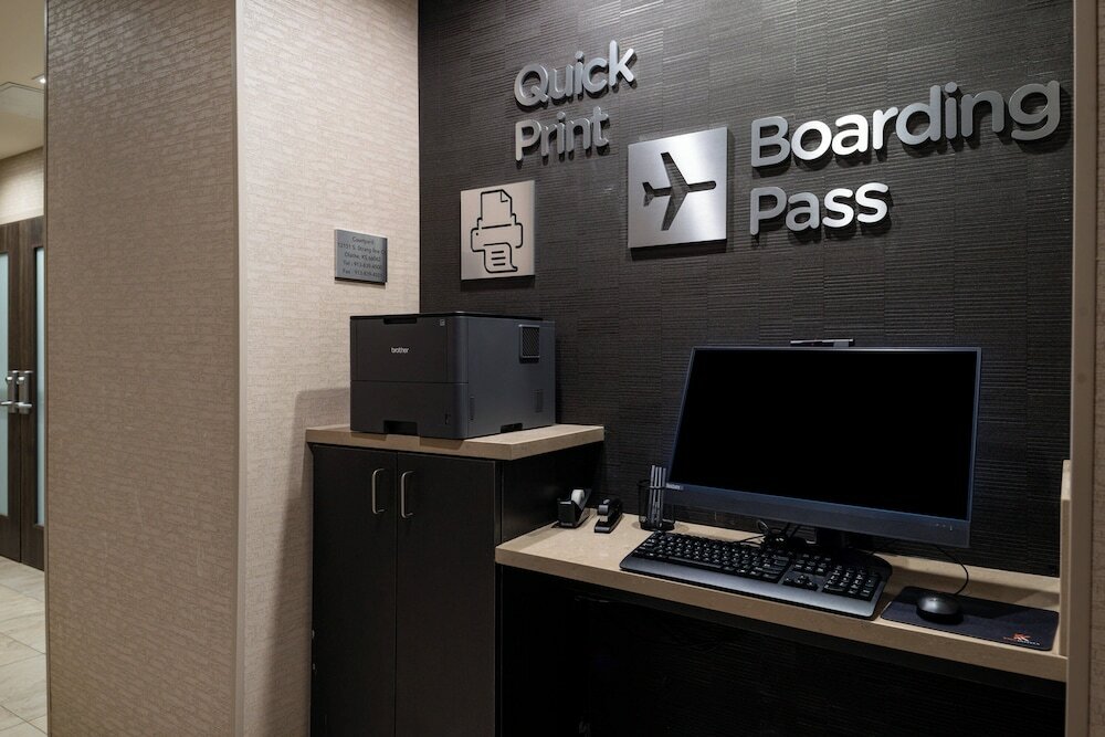 Фото Courtyard by Marriott Kansas City Olathe