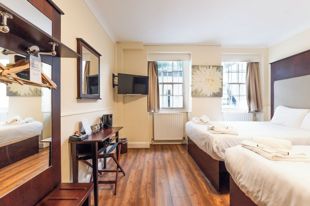 Фото Astoria Hotel