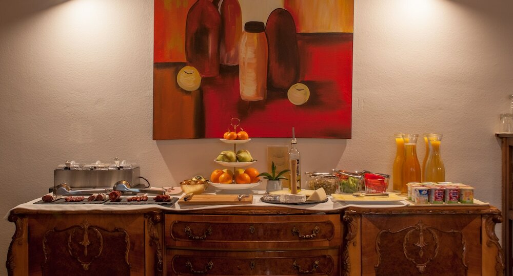 Фото Mihlton Barcelona Boutique B&b