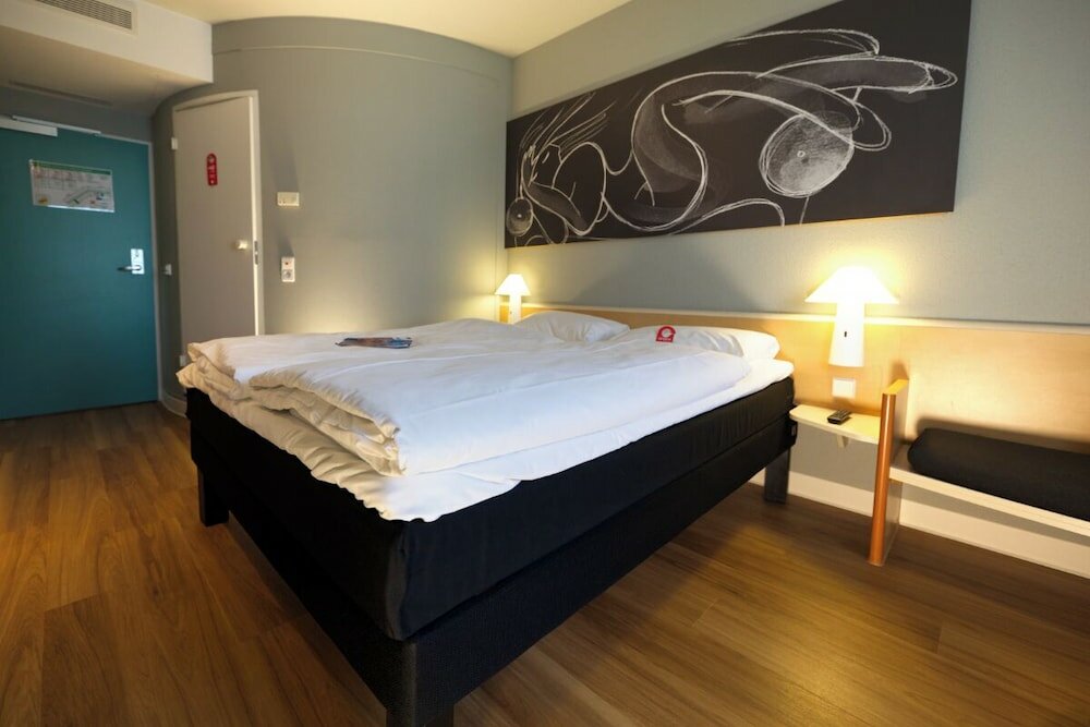 Фото Ibis Köln Messe