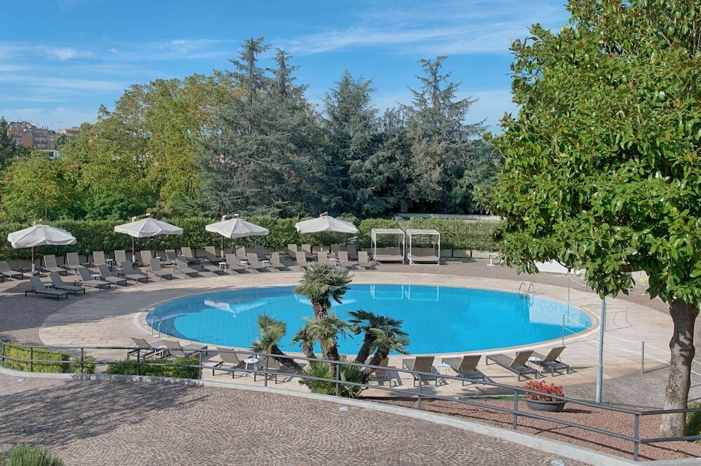 Фото Nh Roma Villa Carpegna