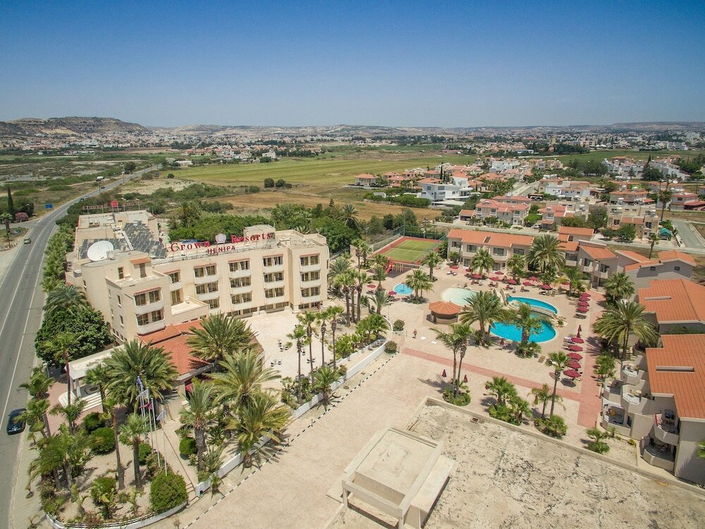 Фото Crown Resorts Henipa