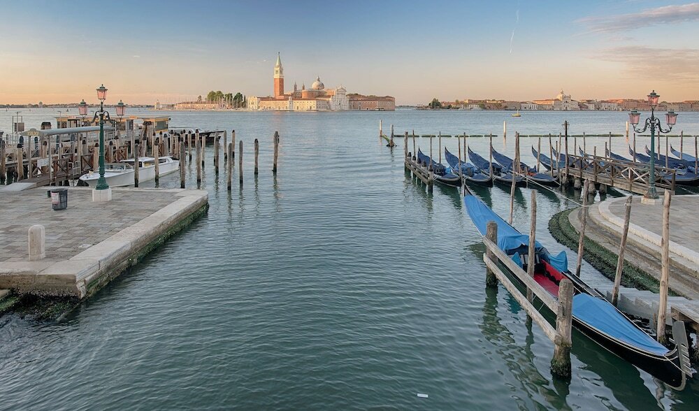 Фото Nh Venezia Santa Lucia