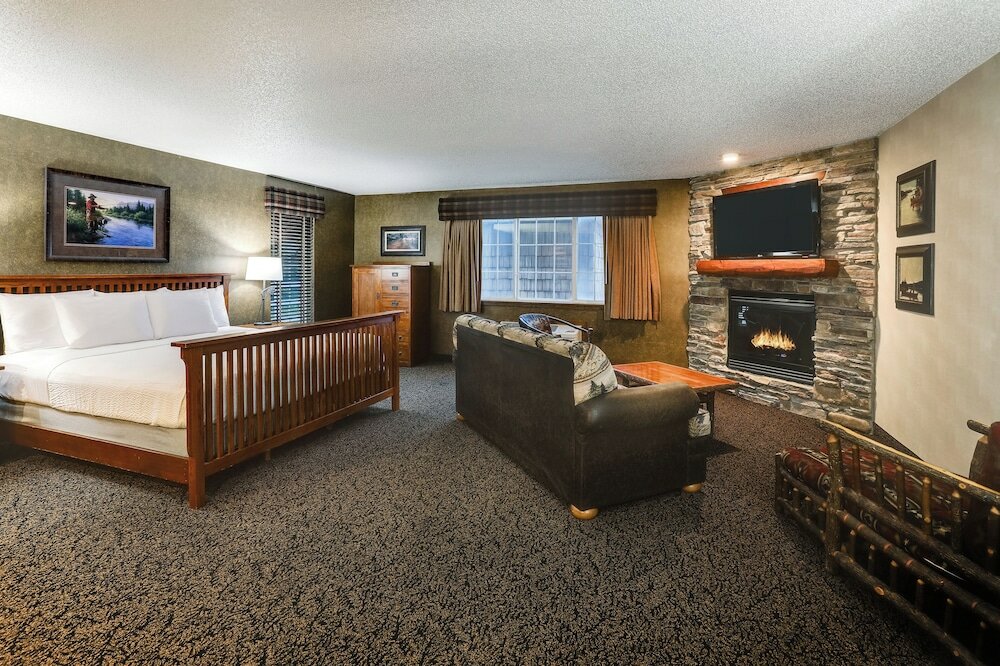 Фото Stoney Creek Hotel St. Joseph