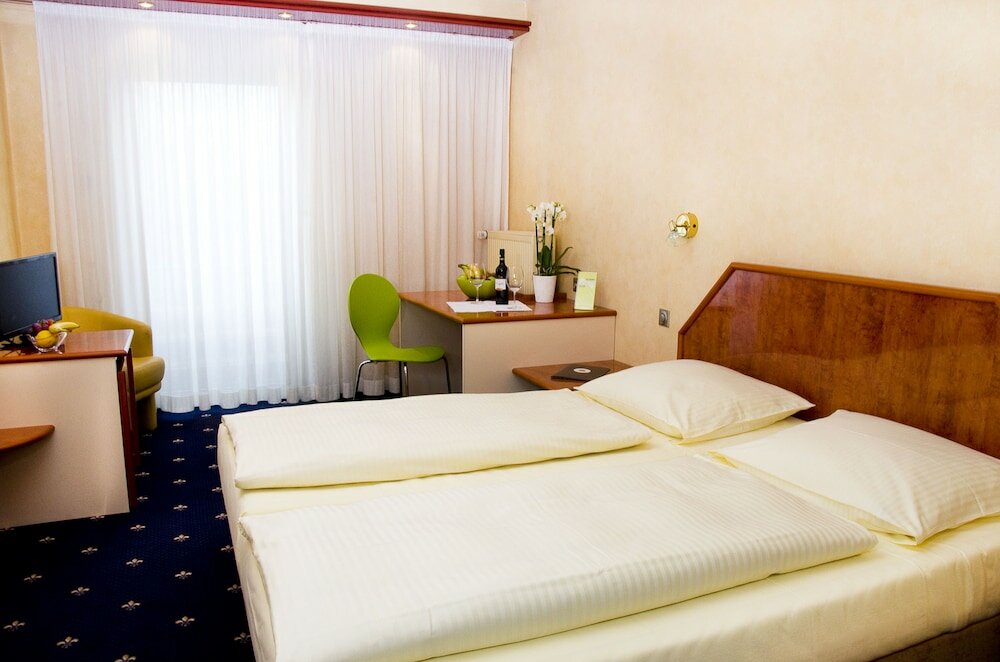 Фото Hotel Sonnenhof