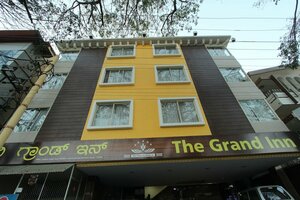 Гостиница Отель The Grand Inn