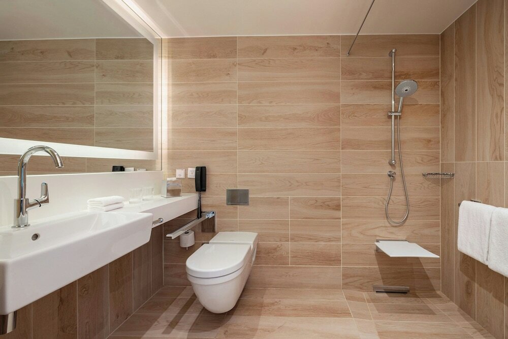 Фото Courtyard by Marriott Paris Gare de Lyon