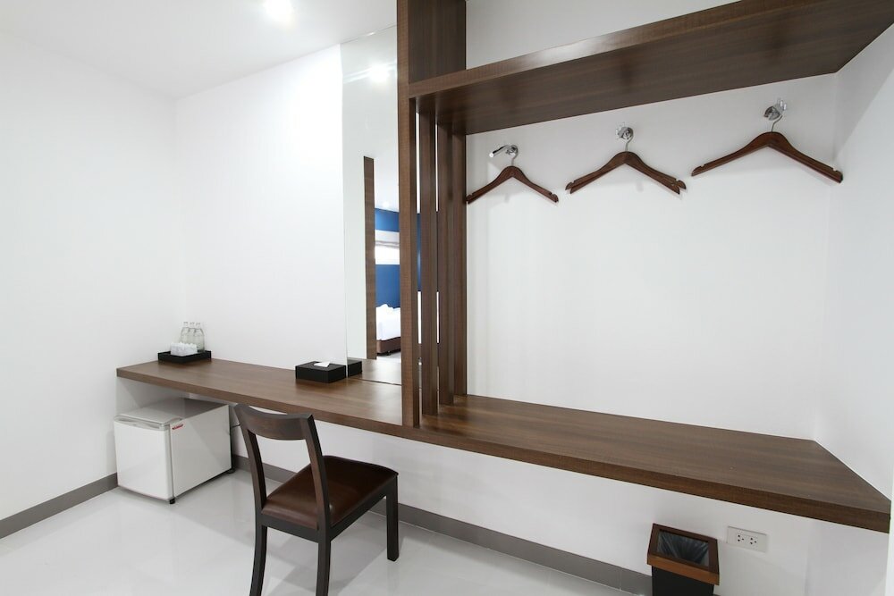 Фото Anna-Nava Pakkret Hotel