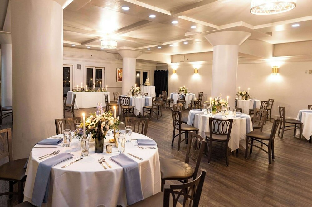 Фото Haywood Park Hotel, Ascend Hotel Collection