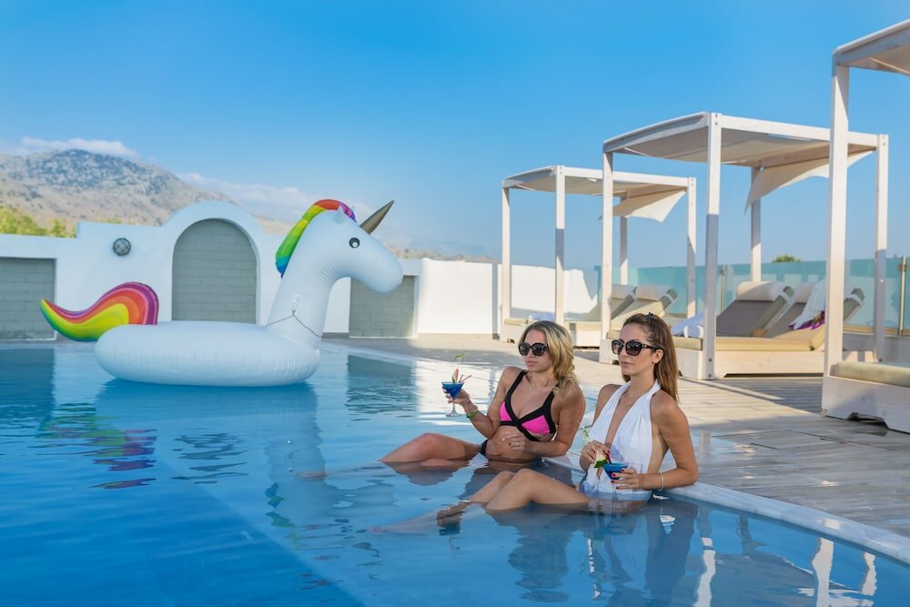 Фото Apollo Apartments