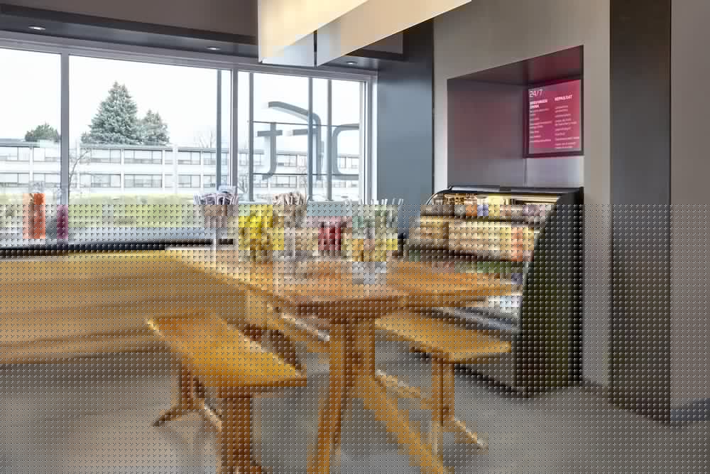 Фото Aloft Montreal Airport