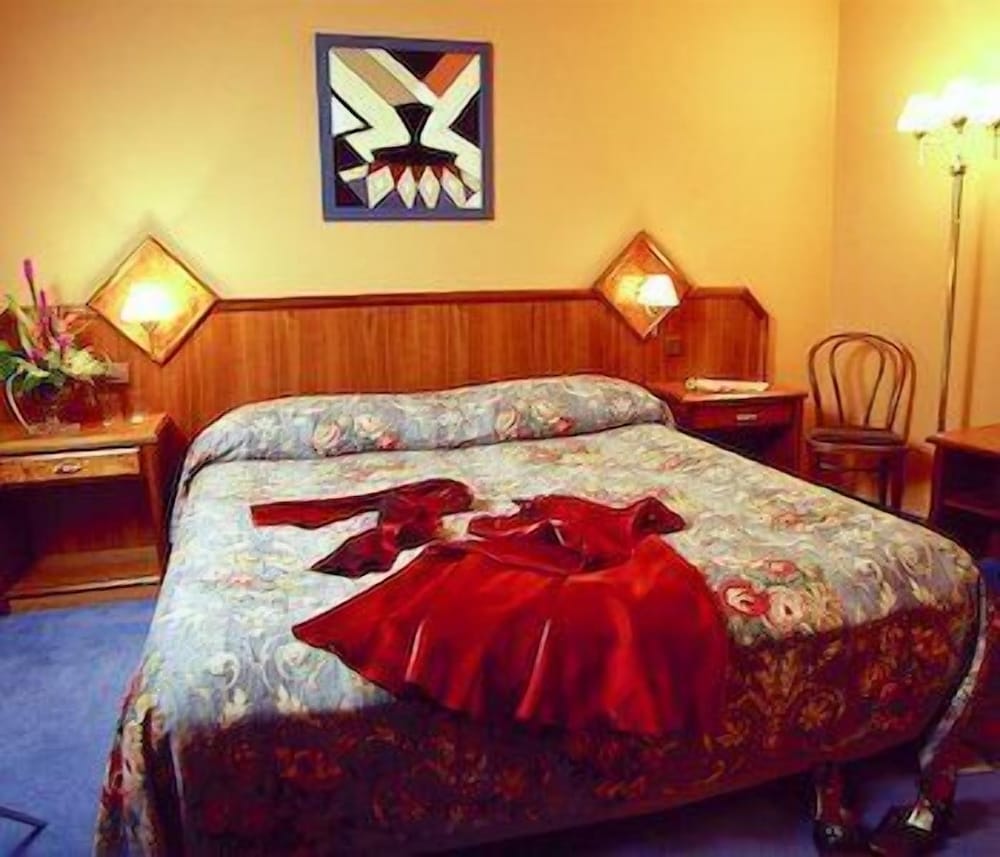 Фото Hotel Concertino Zlatá Husa