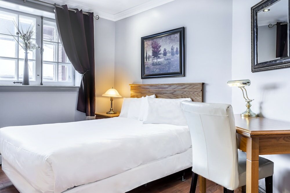 Фото Hotel Louisbourg