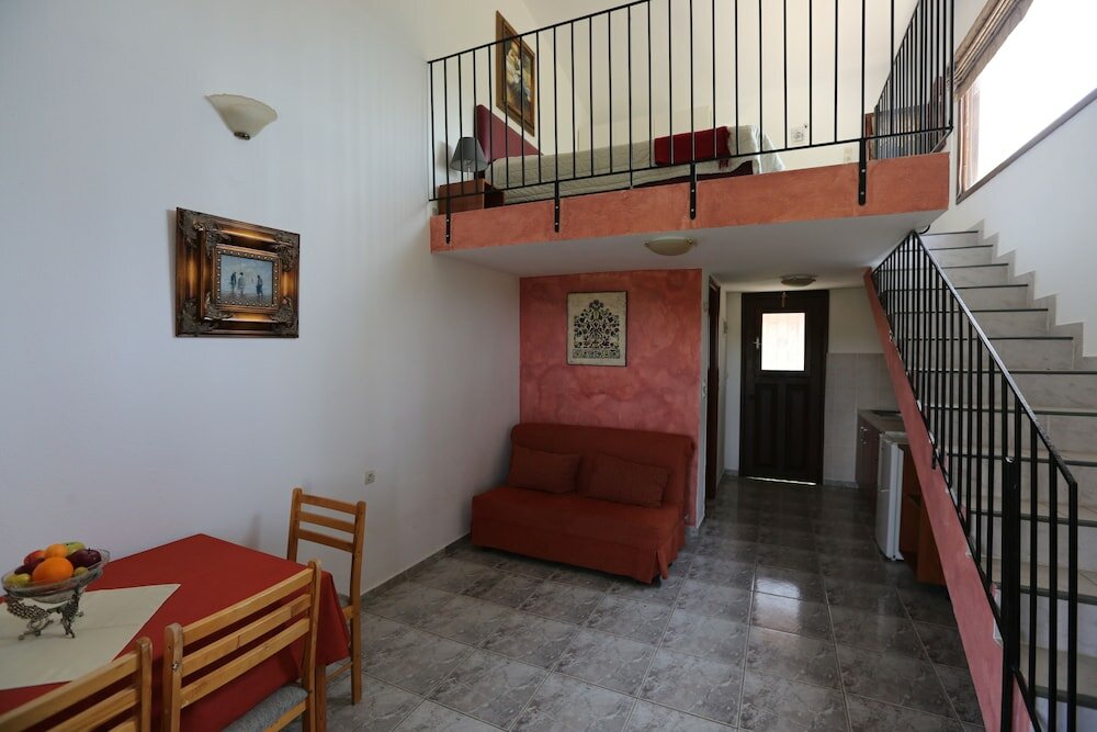 Фото Angelina Studios