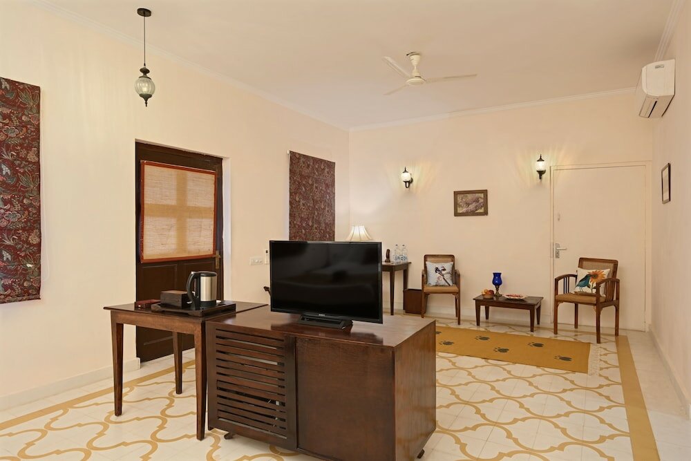 Фото Hotel Dev Vilas