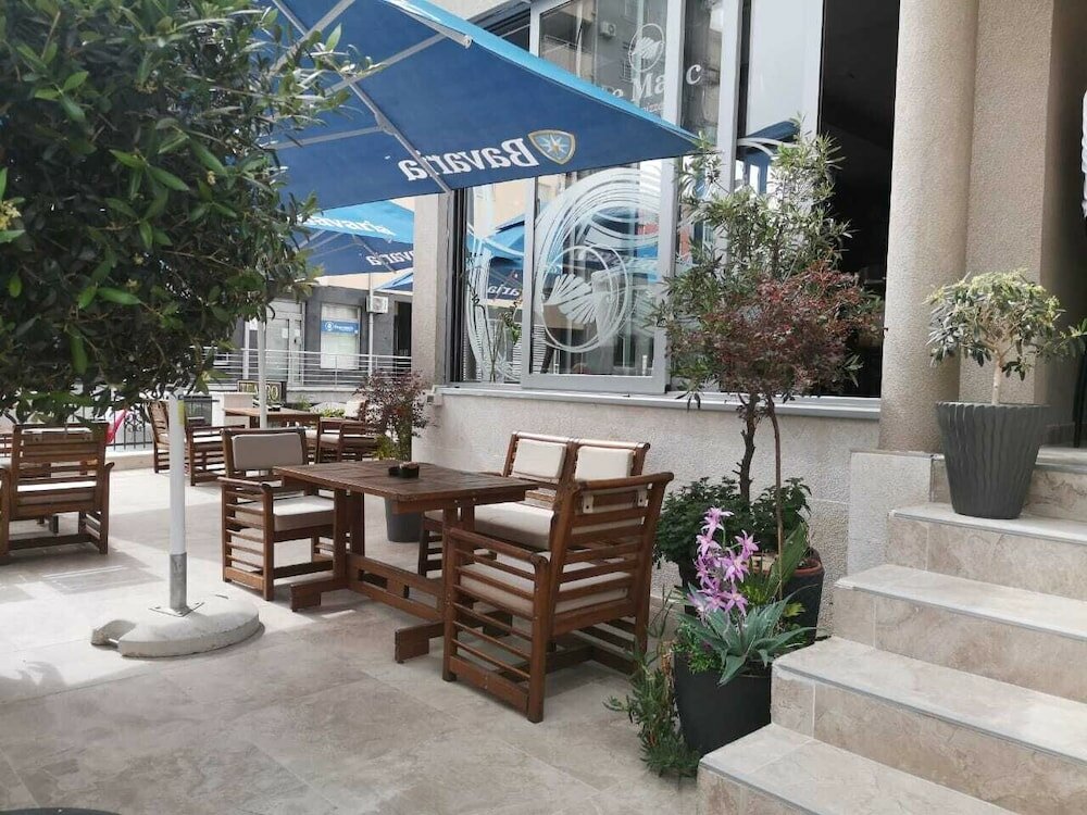 Фото Le Marc Guesthouse