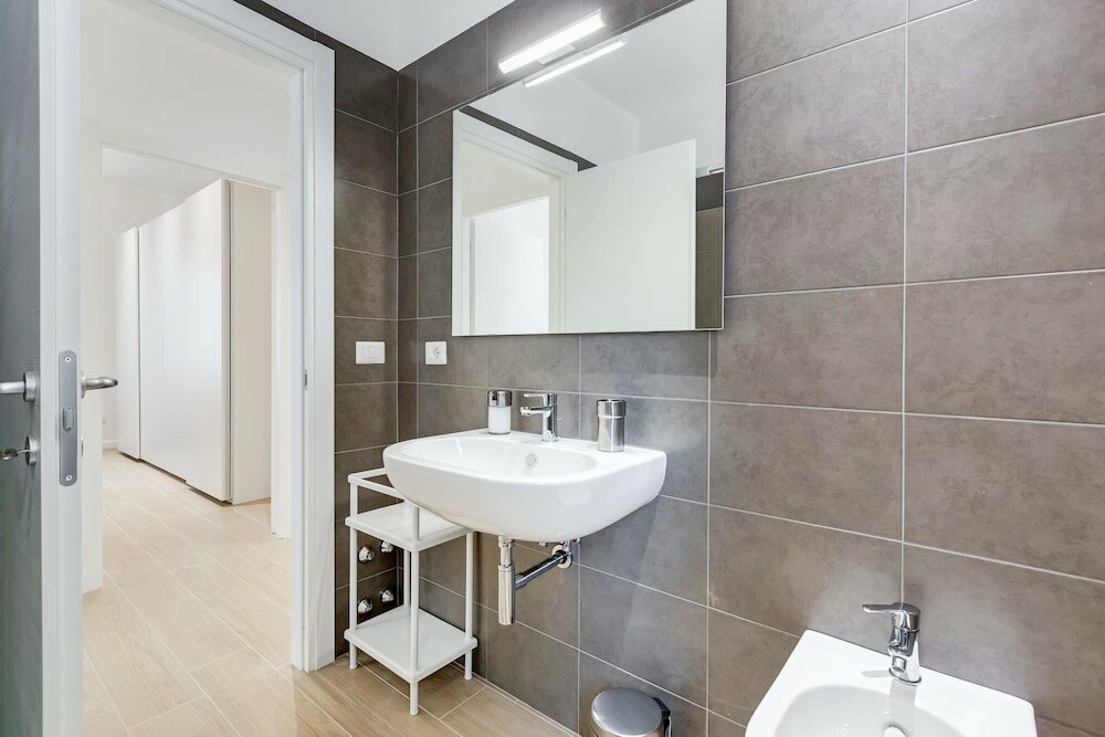 Фото Lovely 3 rooms apartment close Trastevere Station