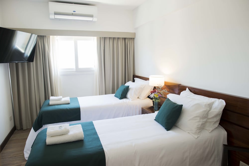 Фото Hotel 6 De Octubre