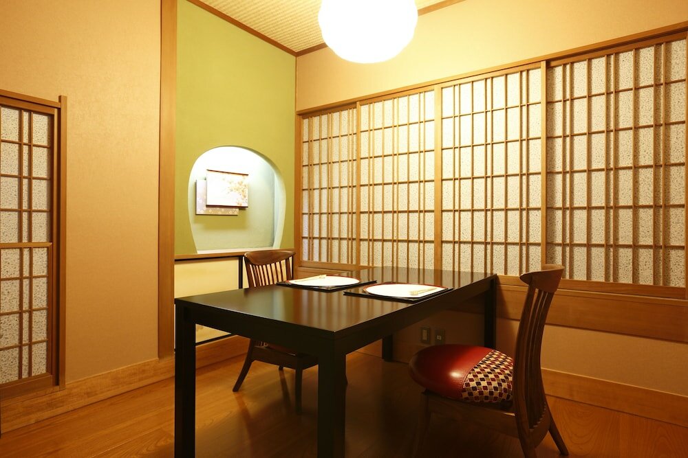 Фото Hakone Kamon