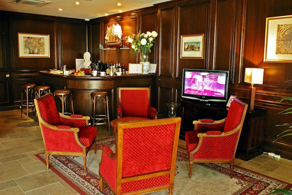 Фото Amiral Hôtel