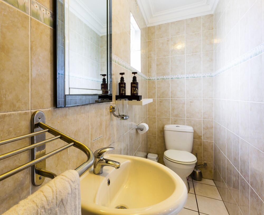 Фото Holiday Guesthouse Langebaan