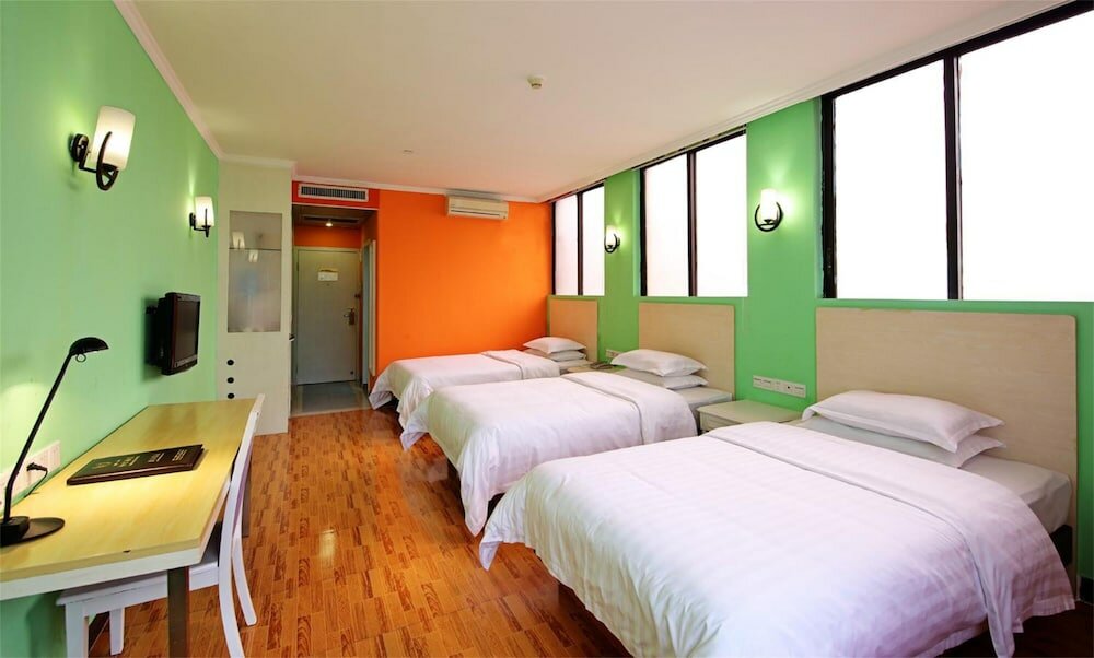 Фото Ln White House Hotel