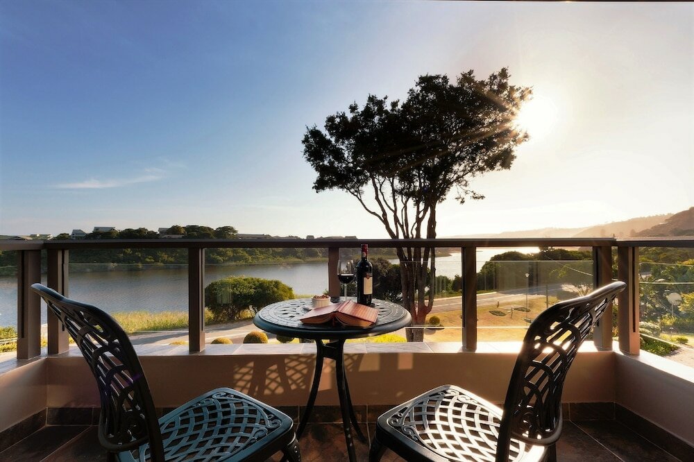 Фото Wilderness Manor