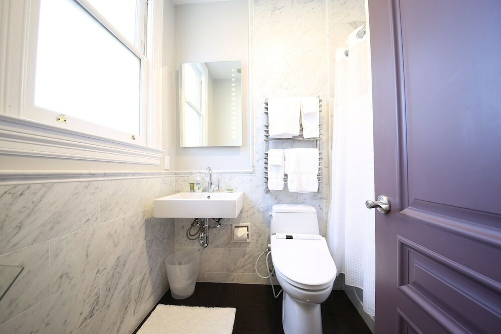 Фото Monte Cristo Bed and Breakfast