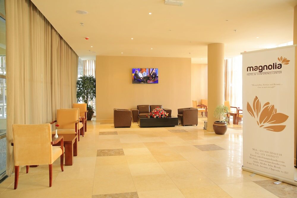 Фото Magnolia Hotel & Conference Center