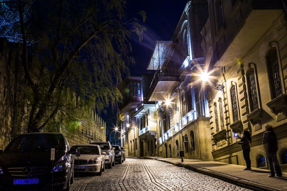 Фото Premier Old Gates Hotel