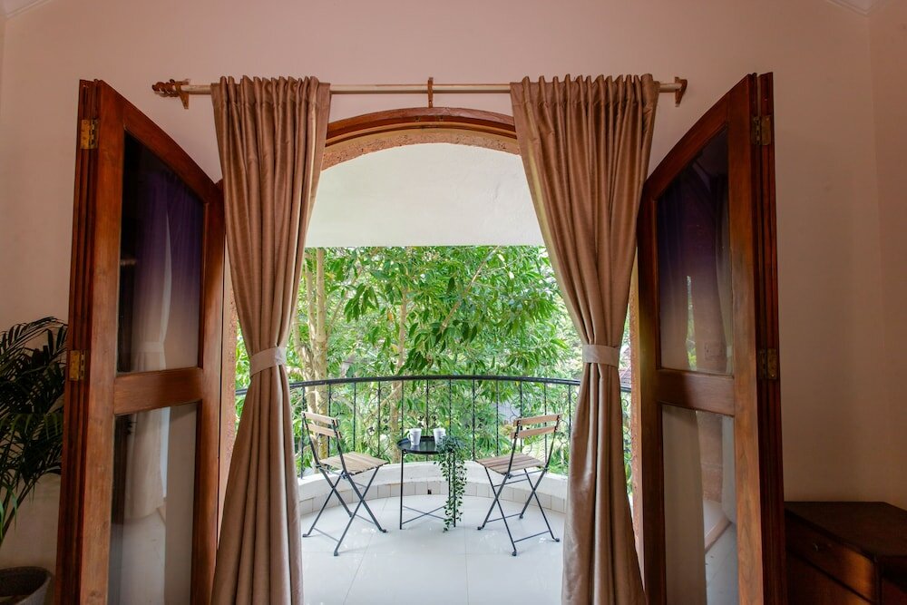 Фото Aguada Anchorage - The Villa Resort