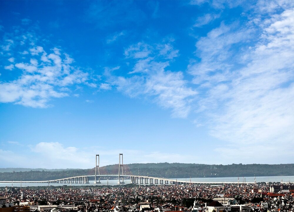 Фото Sheraton Surabaya Hotel and Towers