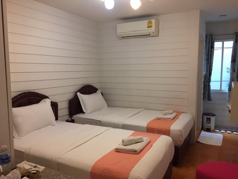 Фото Ban Thungdang Boutique Hotel