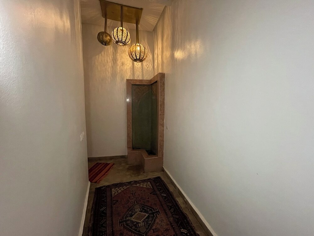 Фото Riad Samarine