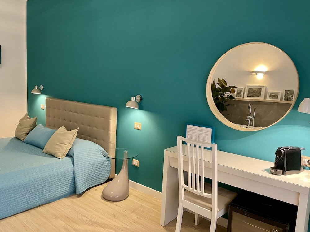 Фото Le Coq Rooms&Suite