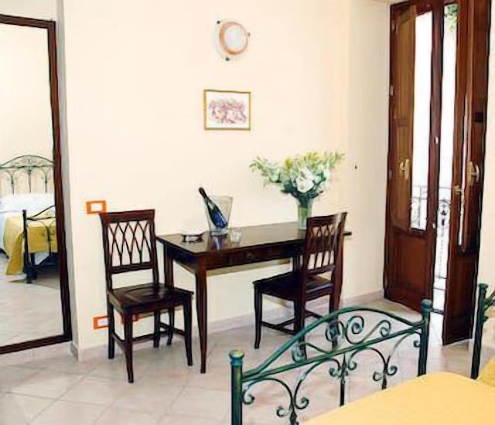 Фото Hotel Columbia