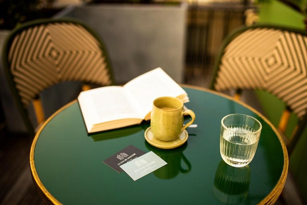 Фото Hotel Bonsoir Madame