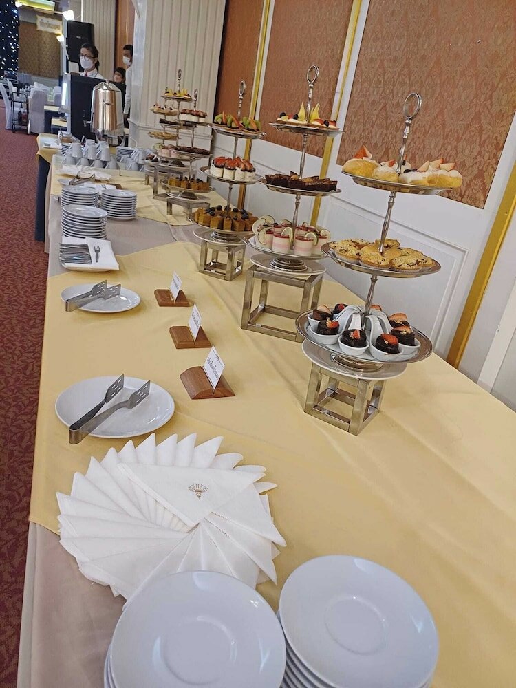 Фото Thong Tarin Hotel